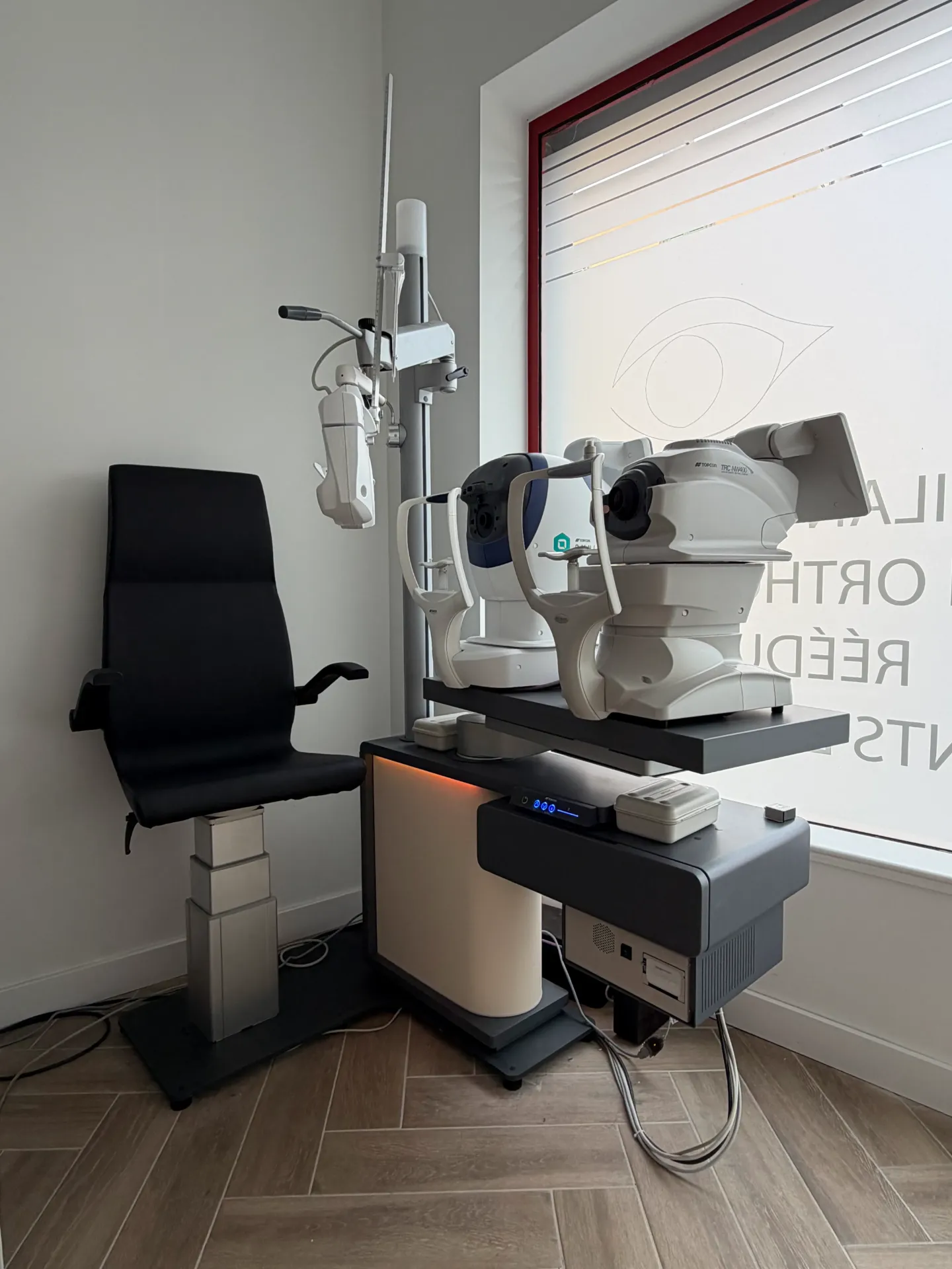 Equipement complet - cabinet ophtalmologie - Reprise de leasing *nous contacter*