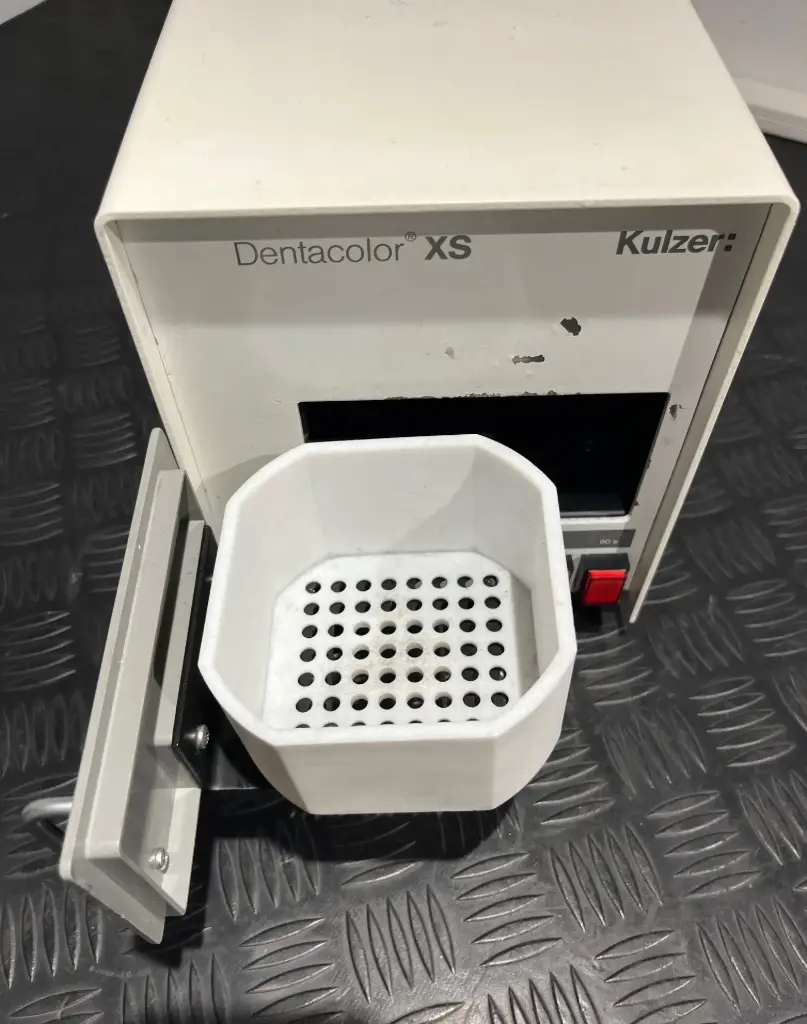 Photopolymérisateur KUZLER DENTACOLOR XS